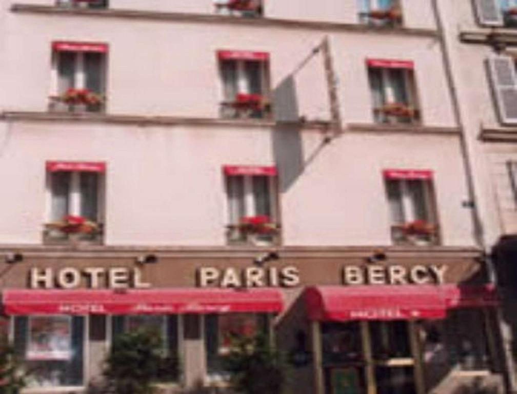 Hotel Paris Bercy Luaran gambar